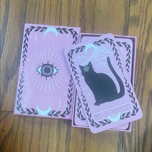The lovely omens tarot deck VG+